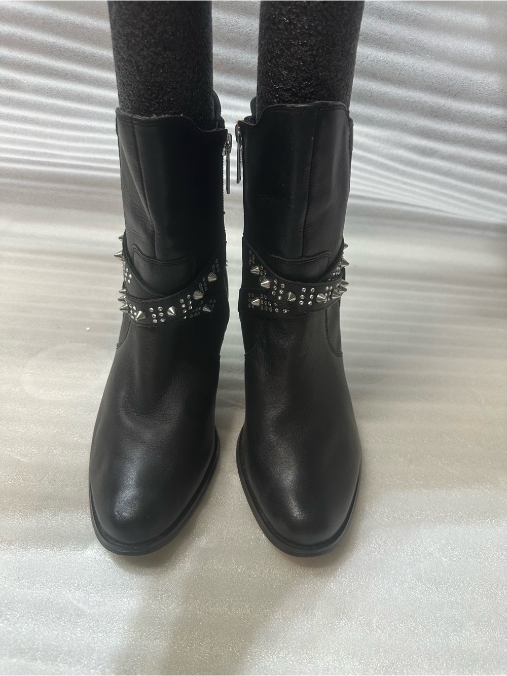 Harley-Davidson Black Studded Wrap-Heel Ankle Boots - Picture 4 of 9